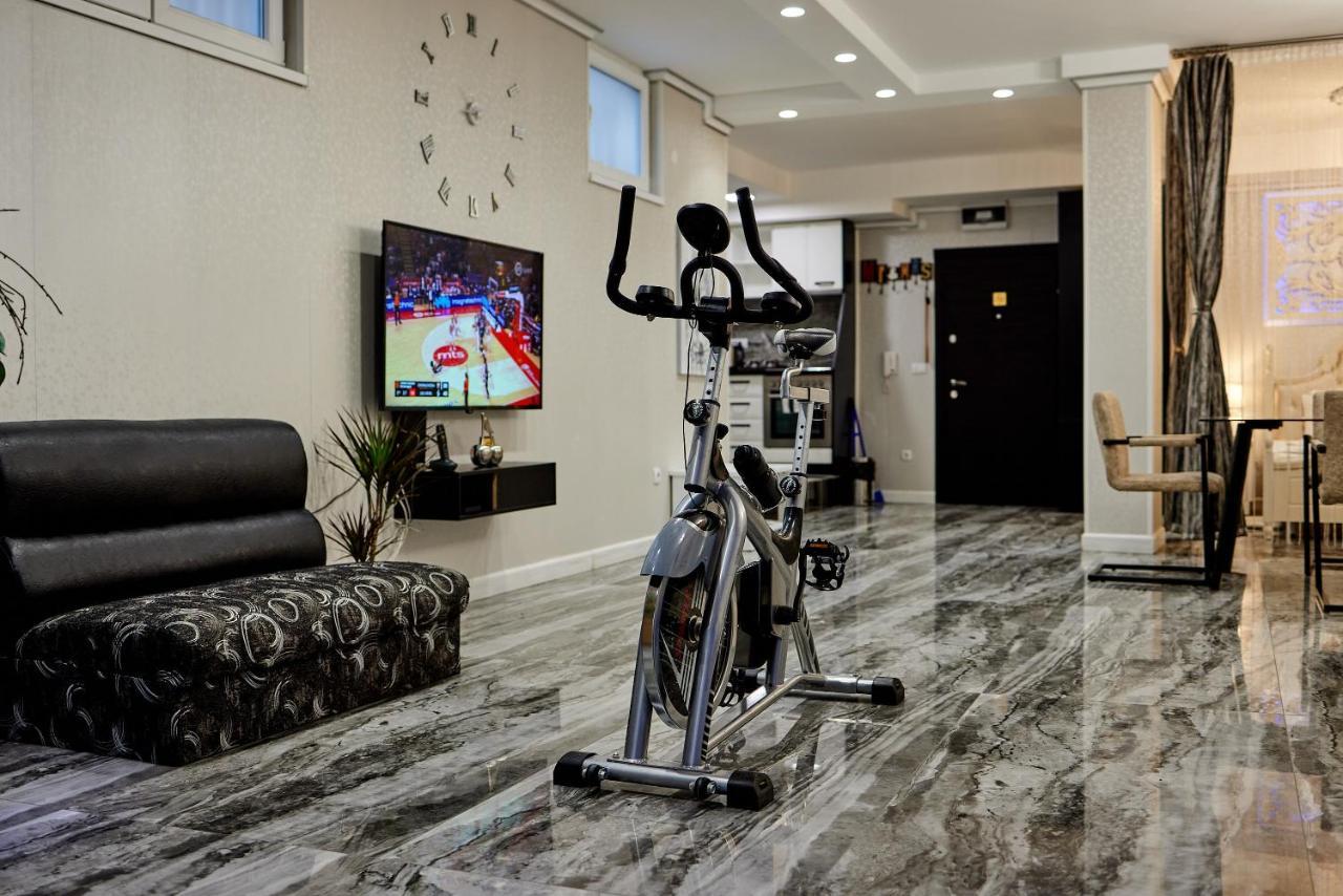 Spa Lux Apartmani โนวีซาด ภายนอก รูปภาพ