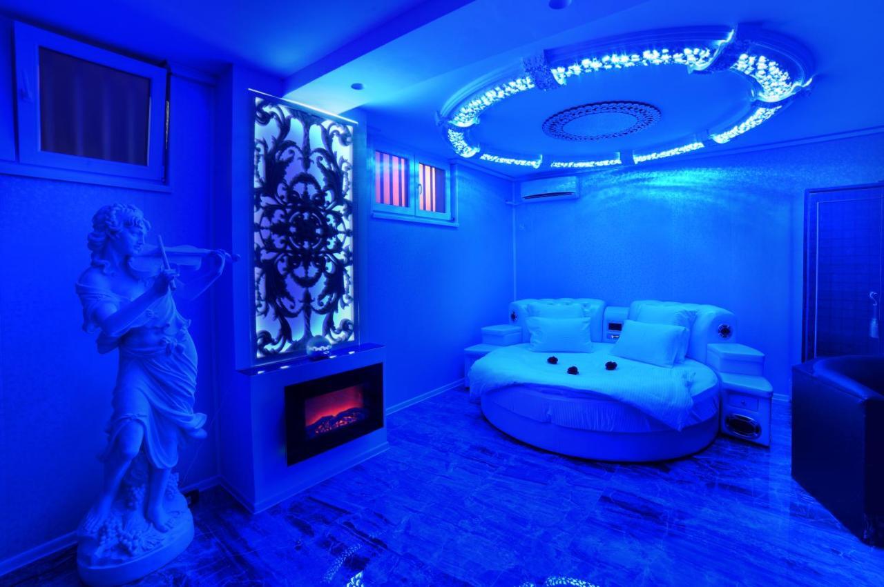 Spa Lux Apartmani โนวีซาด ภายนอก รูปภาพ